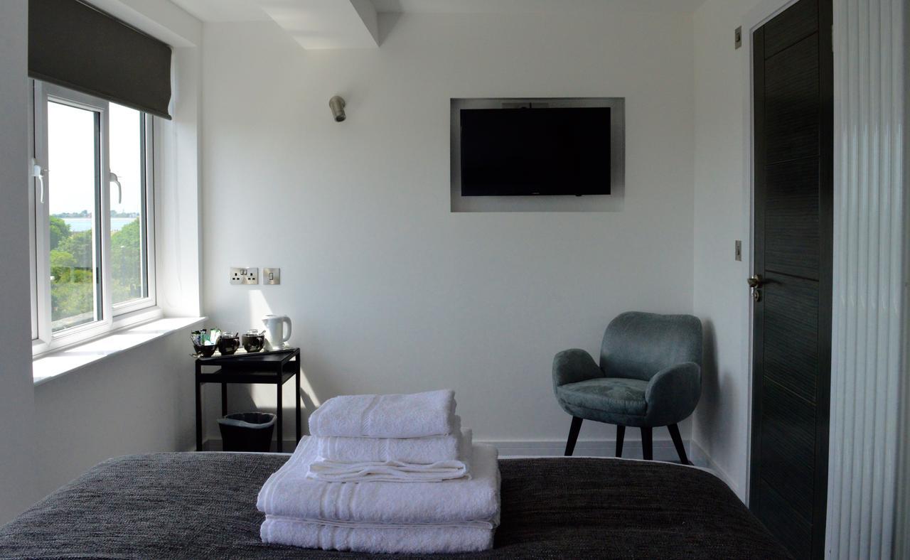 Q8 Boutique Hotel Portsmouth Exterior photo