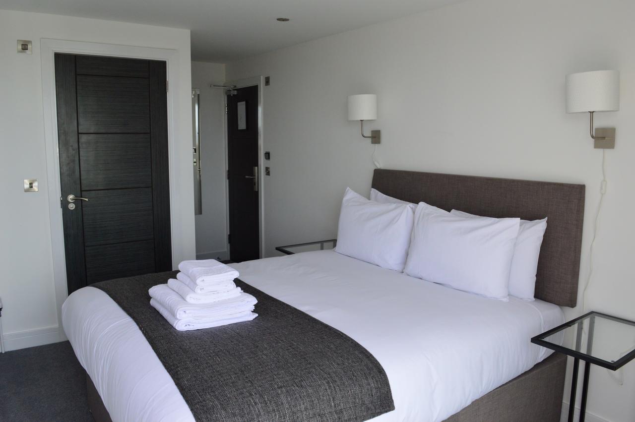 Q8 Boutique Hotel Portsmouth Exterior photo